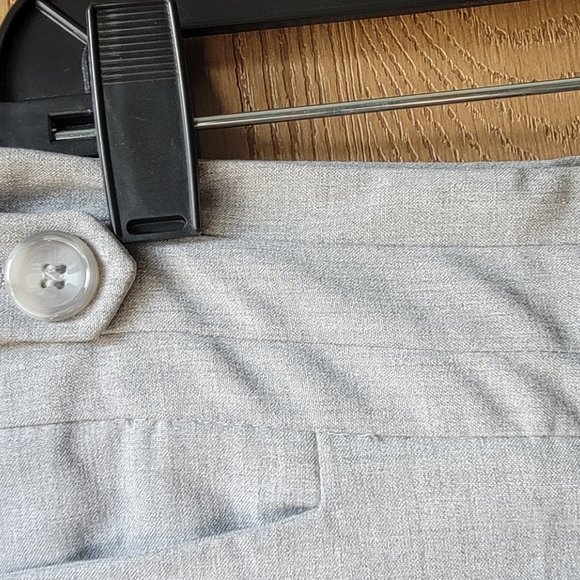 The Limited Cassidy Flare Size 6R - Picture 3 of 3